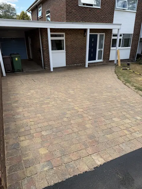 Block paving clean and seal in Wheathampstead, after cleaning by Renaco